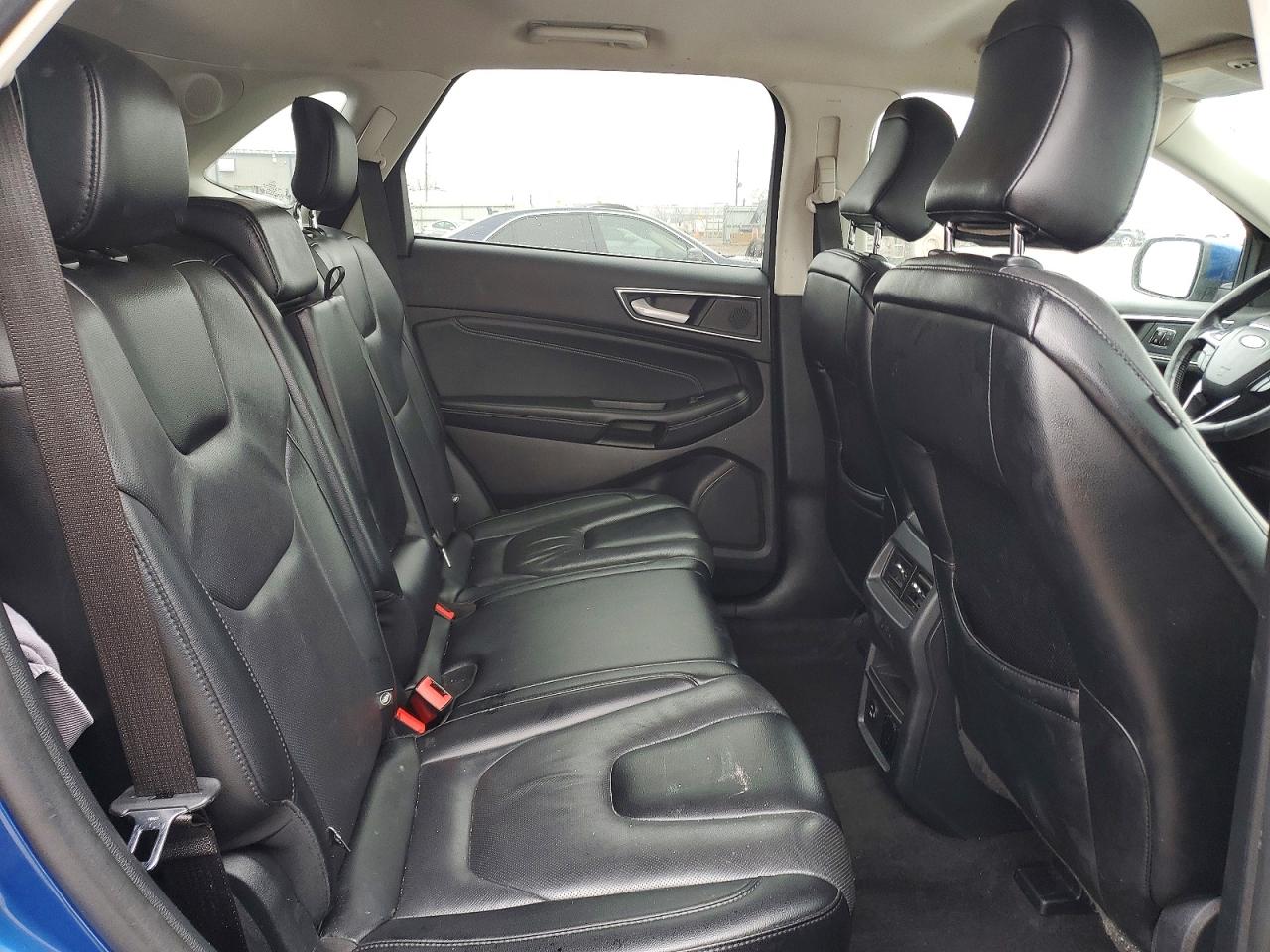 Ford Edge Titanium