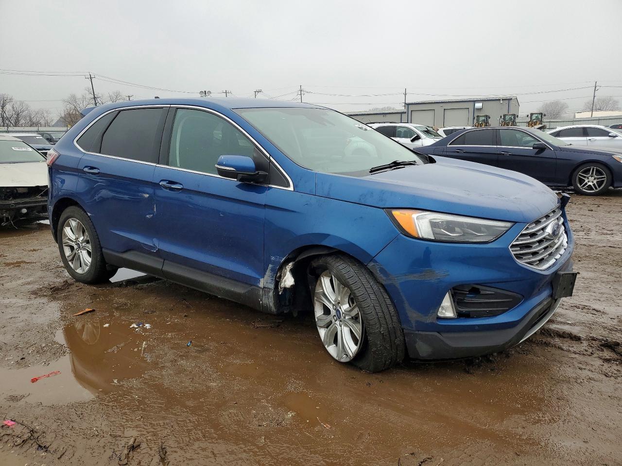 Ford Edge Titanium