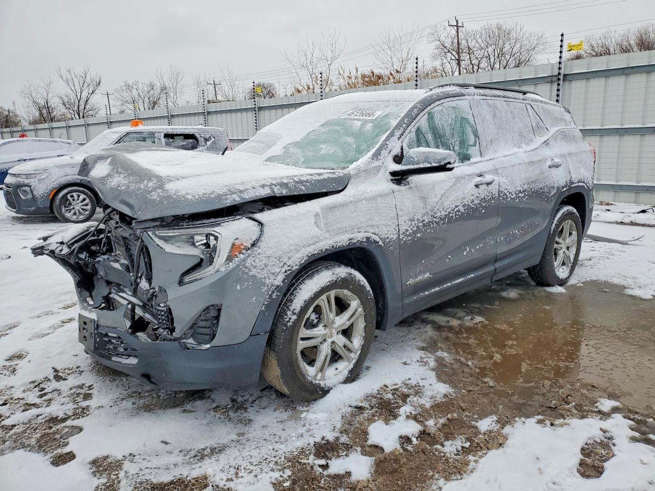 Salvage GMC Terrain Image
