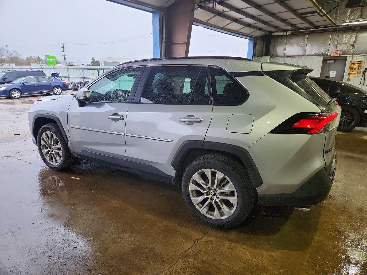 Toyota RAV4 Xle Premium