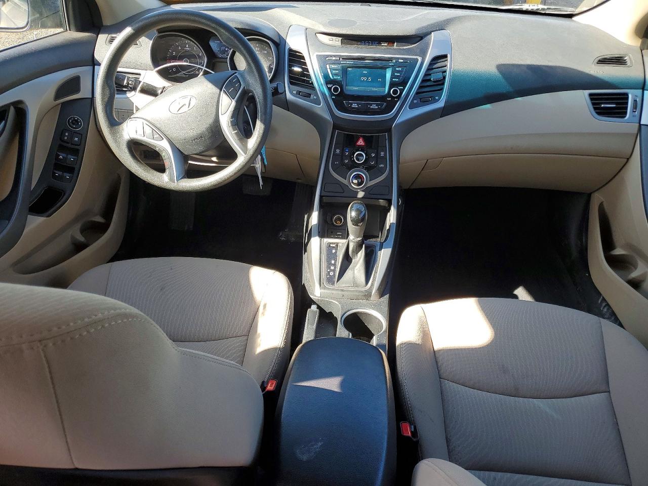 Hyundai ELANTRA Se