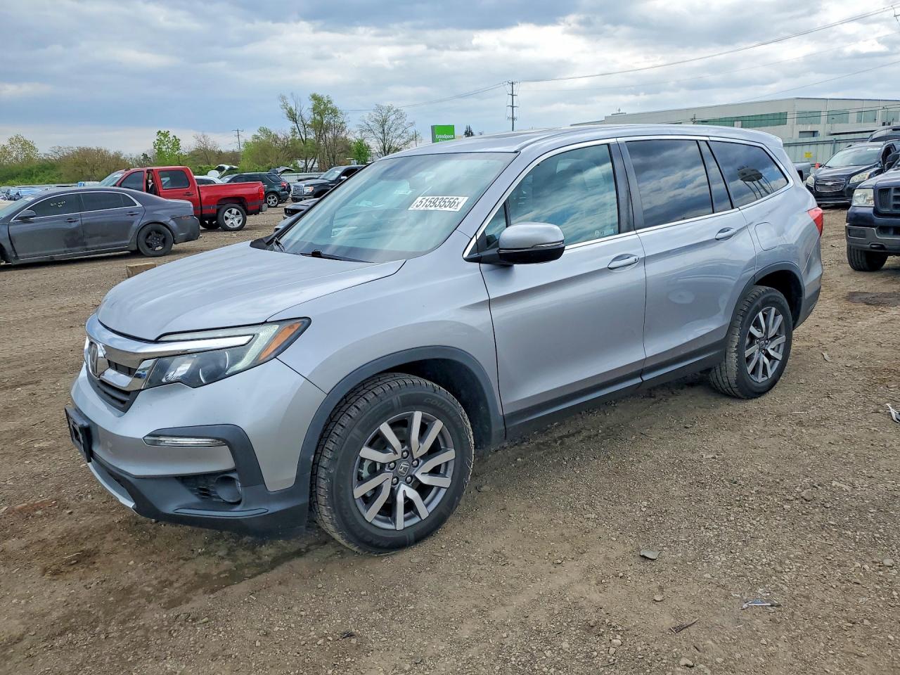 Salvage Honda Pilot Image