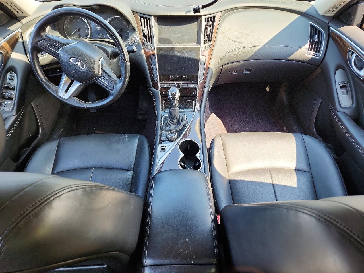 INFINITI Q50 3.0t L 3.0t Luxe