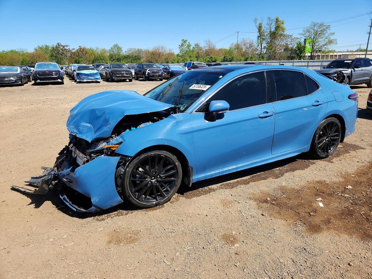 Salvage Toyota Camry Image