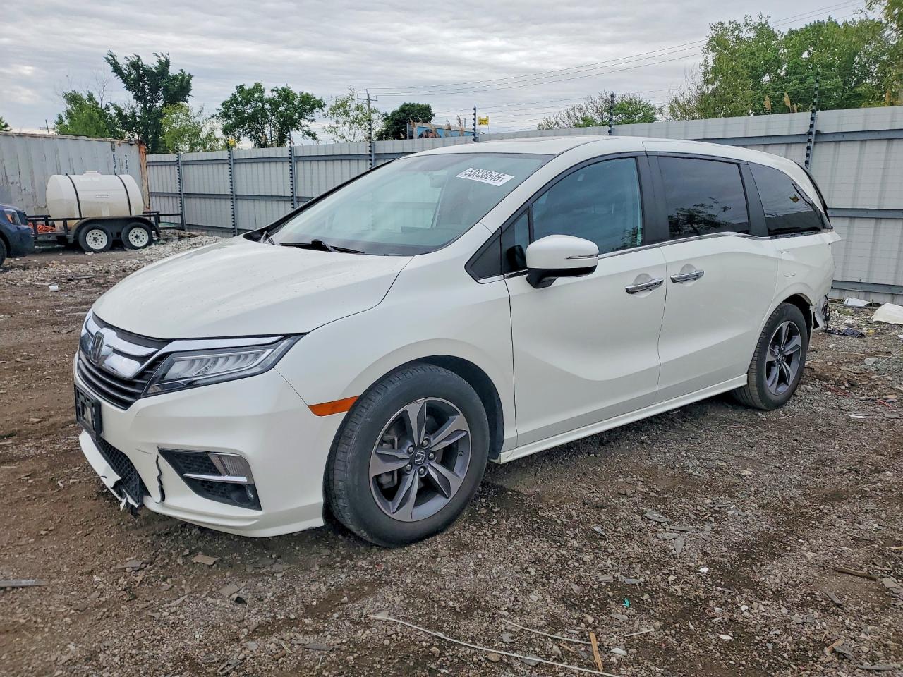 Salvage Honda Odyssey Image