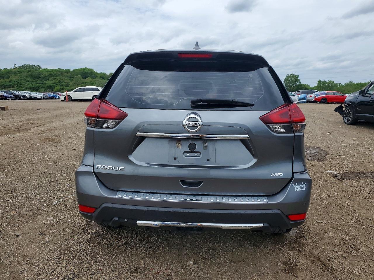 Nissan Rogue S
