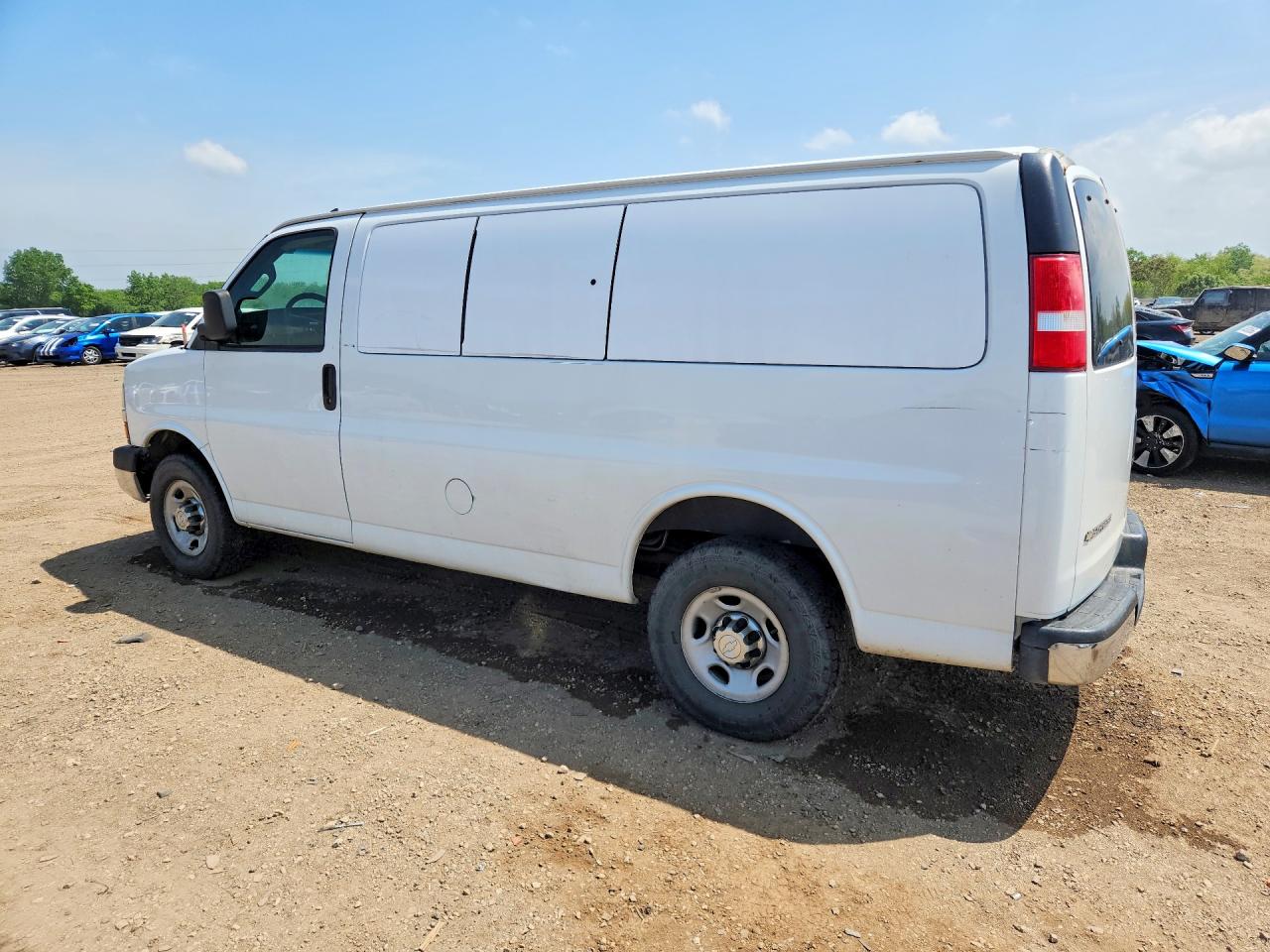 Chevrolet Express Lt