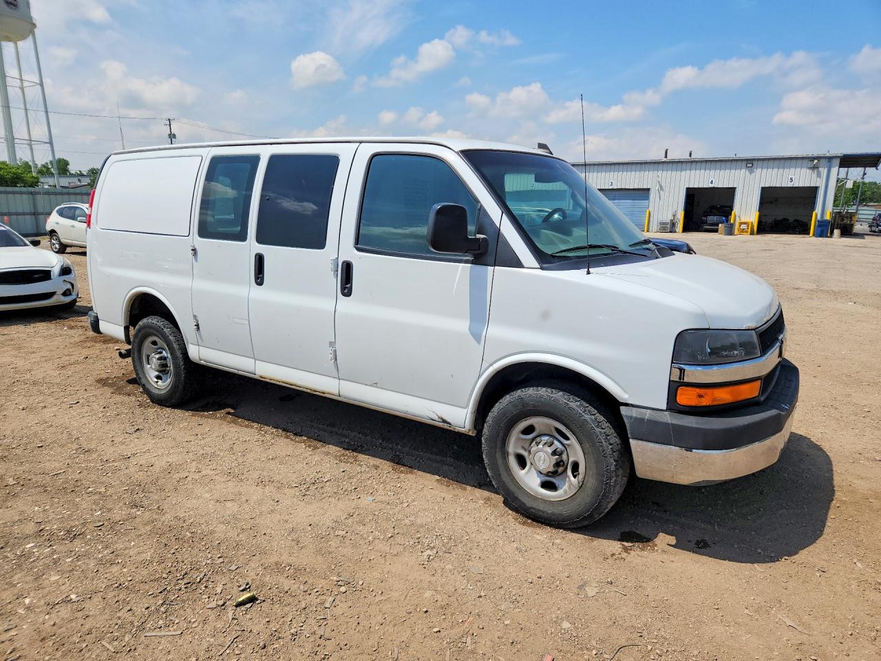 Chevrolet Express Lt