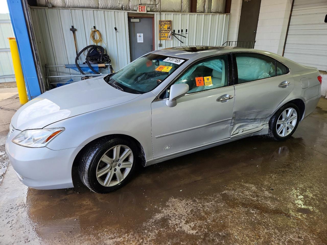 Salvage Lexus Es Image