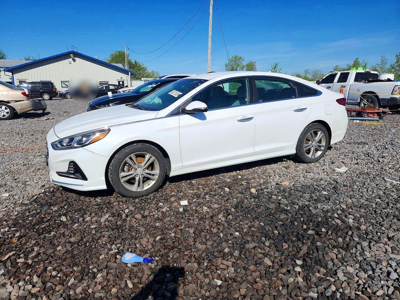Salvage Hyundai SONATA Image