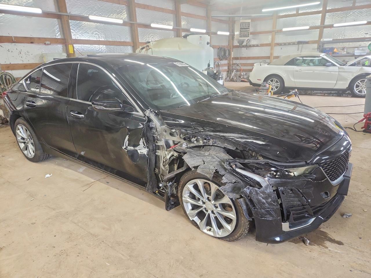 Cadillac CT5 Premium Luxury