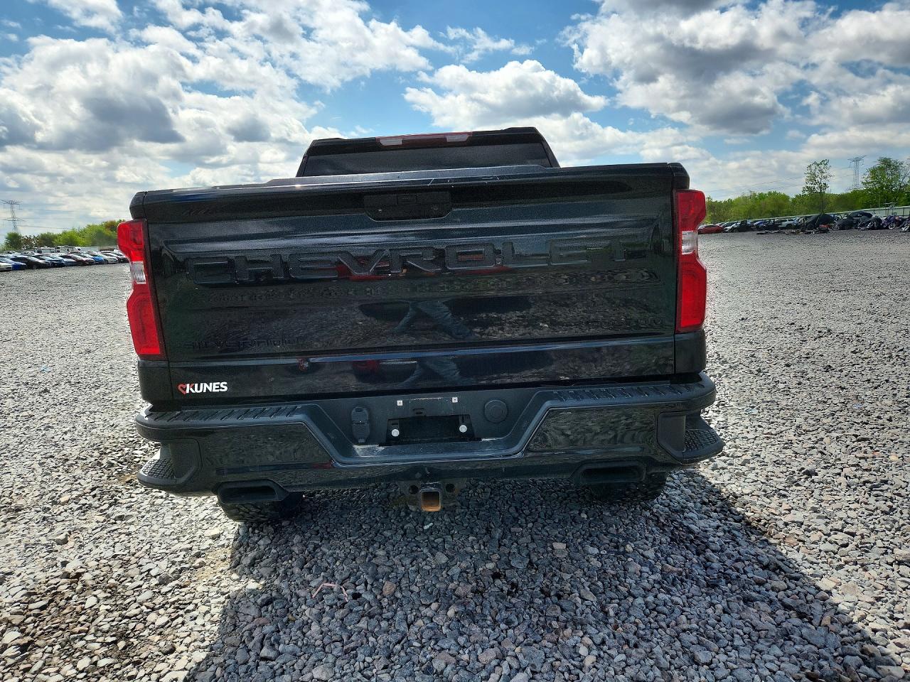 Chevrolet Silverado K1500 Trail Boss Custom