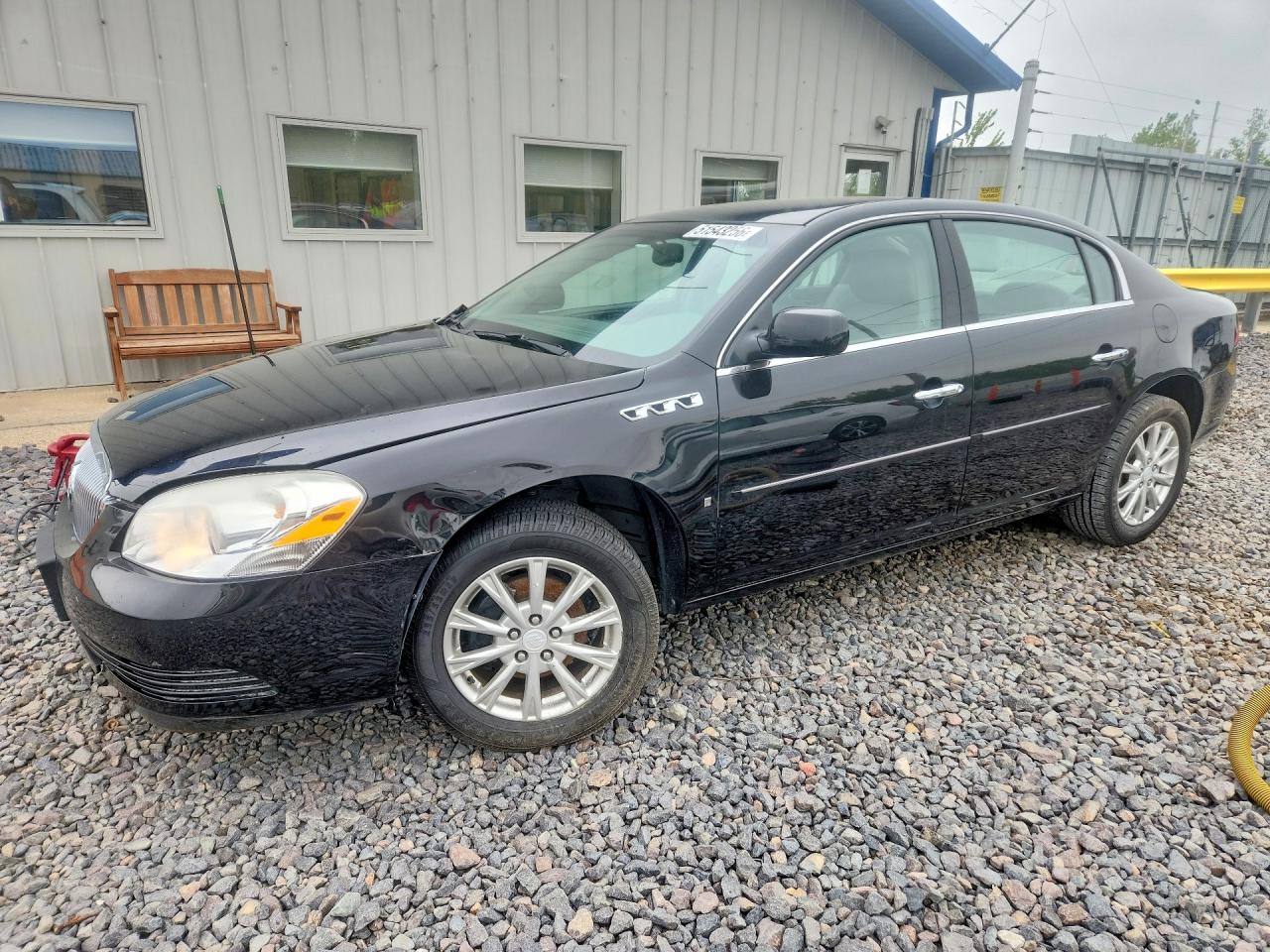 Salvage Buick Lucerne Image