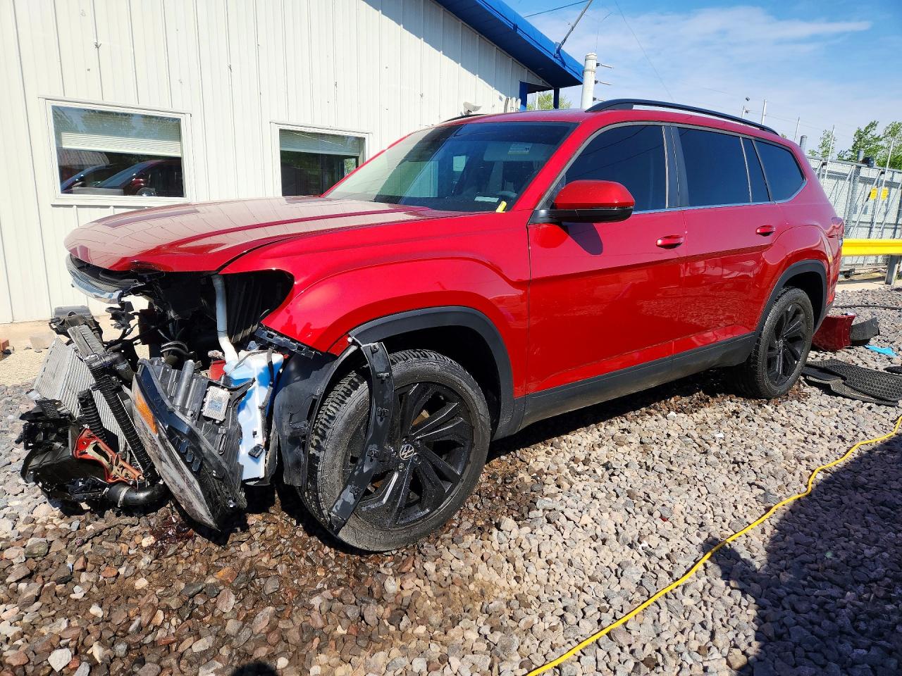 Salvage Volkswagen Atlas Image