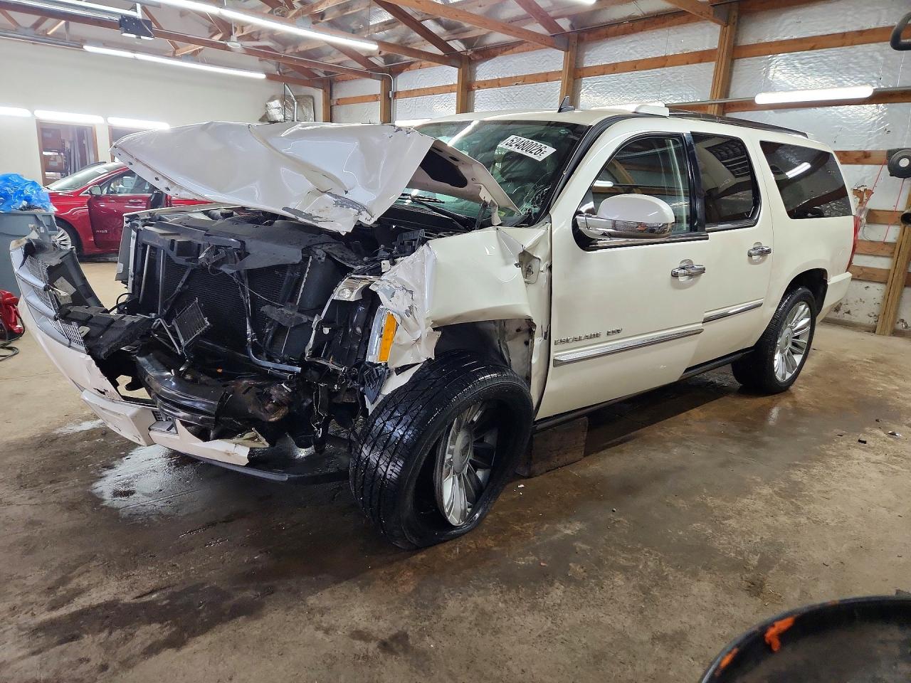 Salvage Cadillac Escalade Image