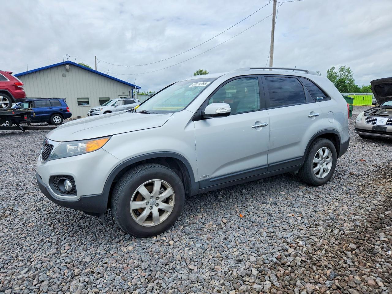 Salvage Kia Sorento Image