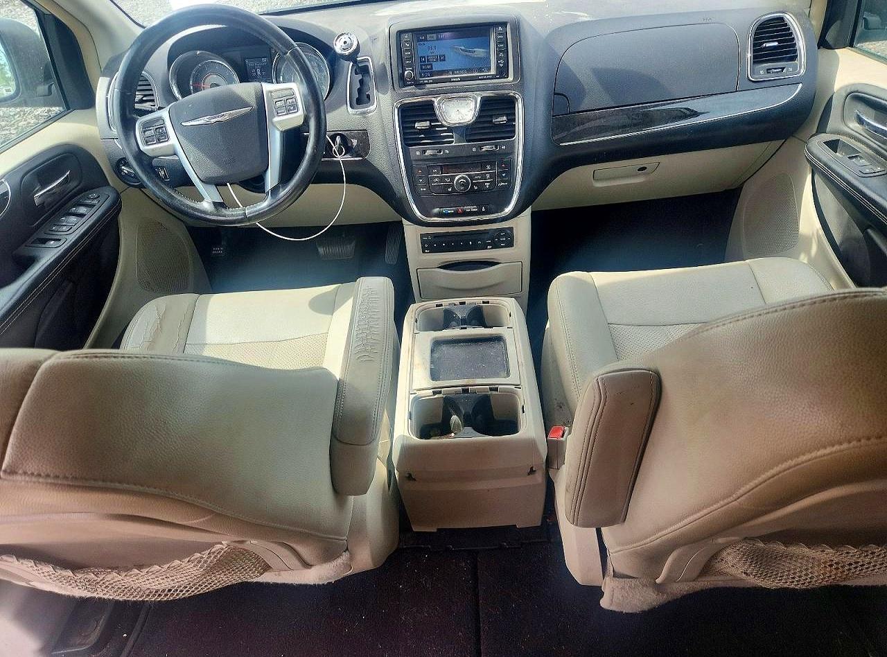 Chrysler Minivan