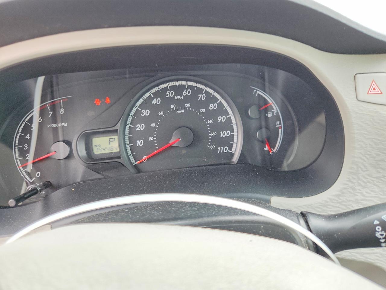 Toyota Sienna Base 7-passenger