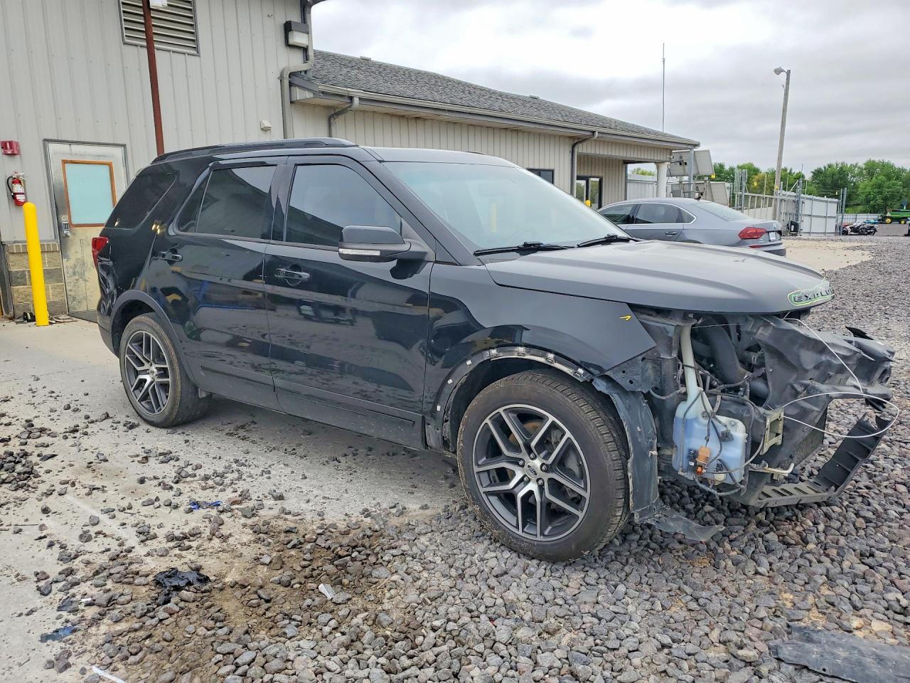 Ford Explorer Sport