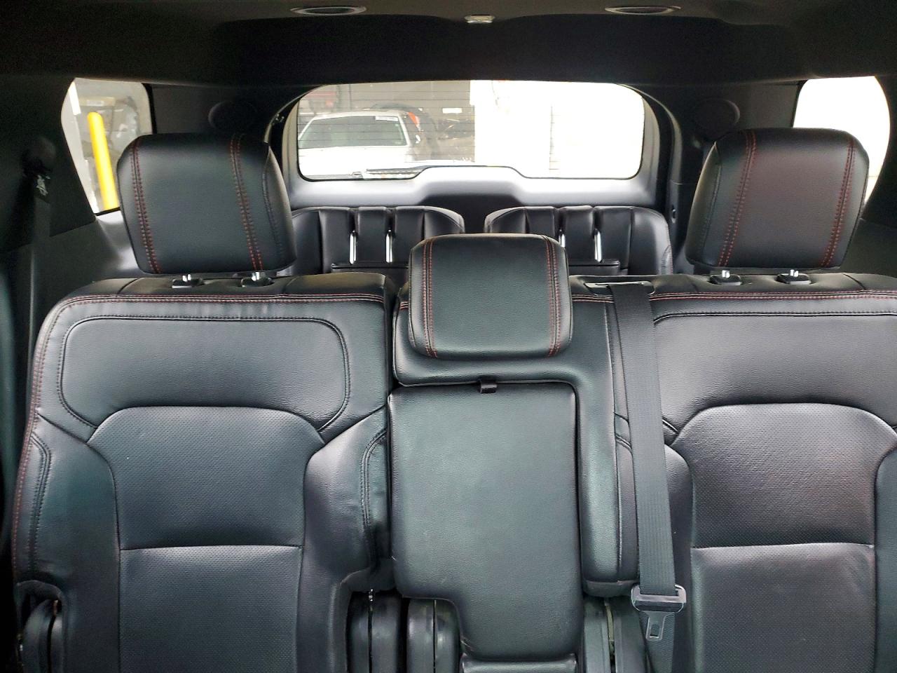 Ford Explorer Sport