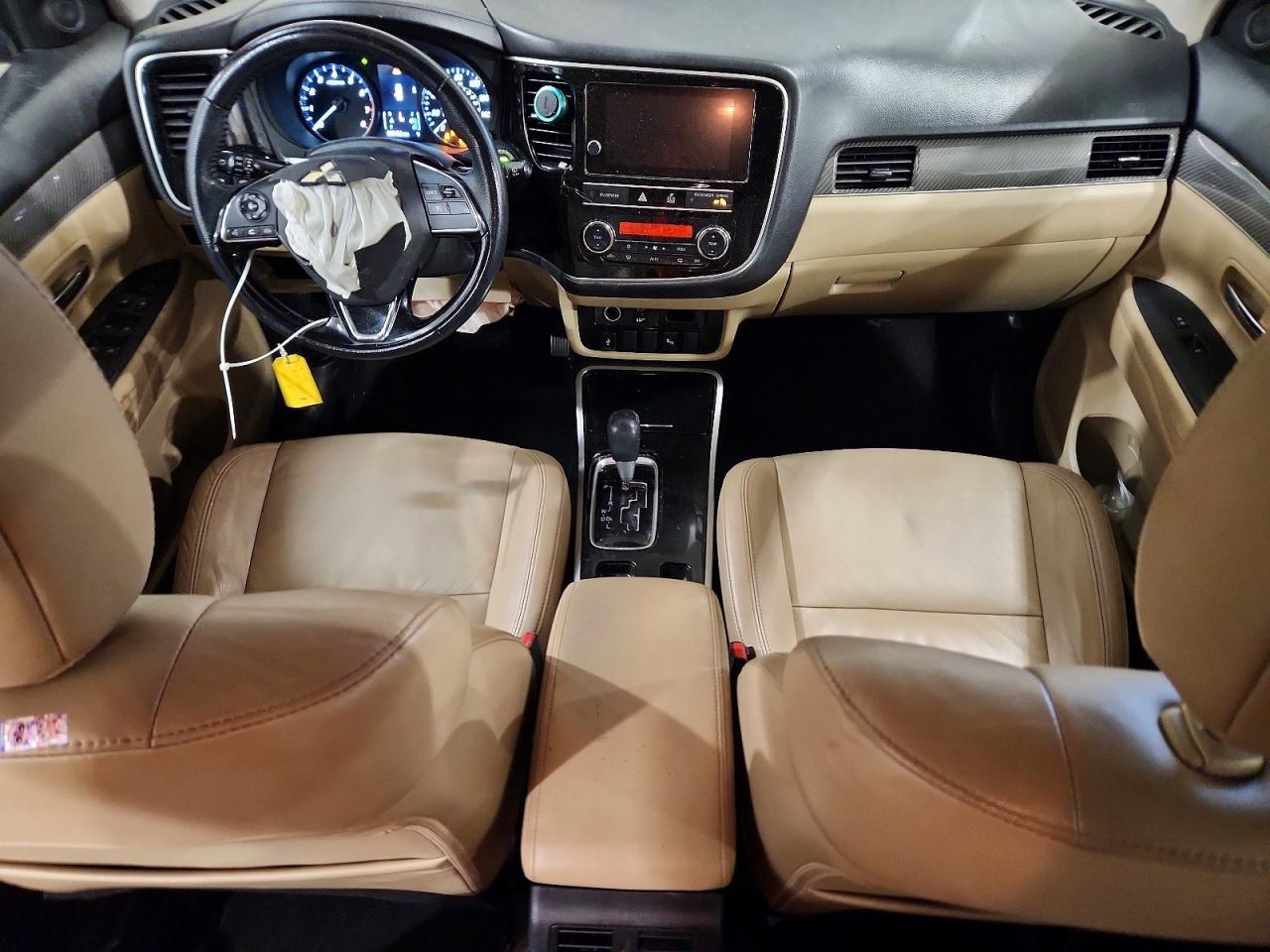 Mitsubishi Outlander Se