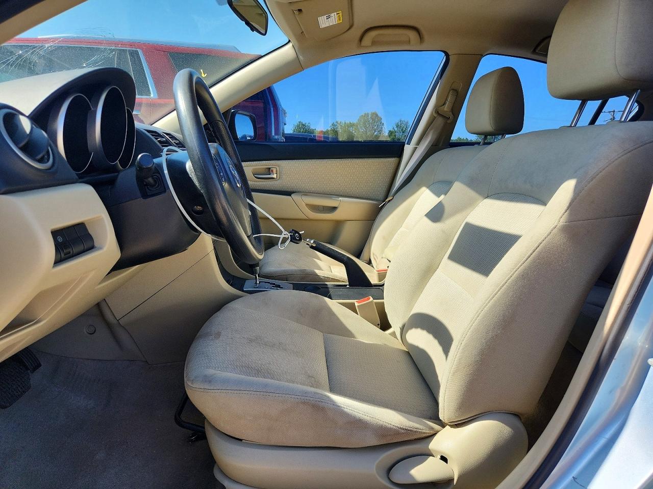 Mazda 3 I