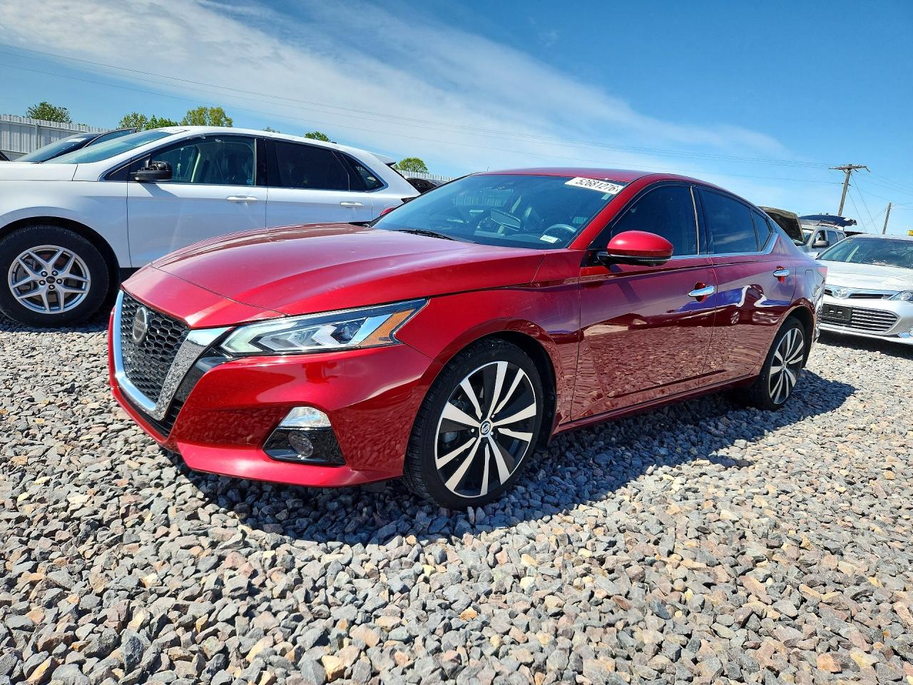 Salvage Nissan Altima Image