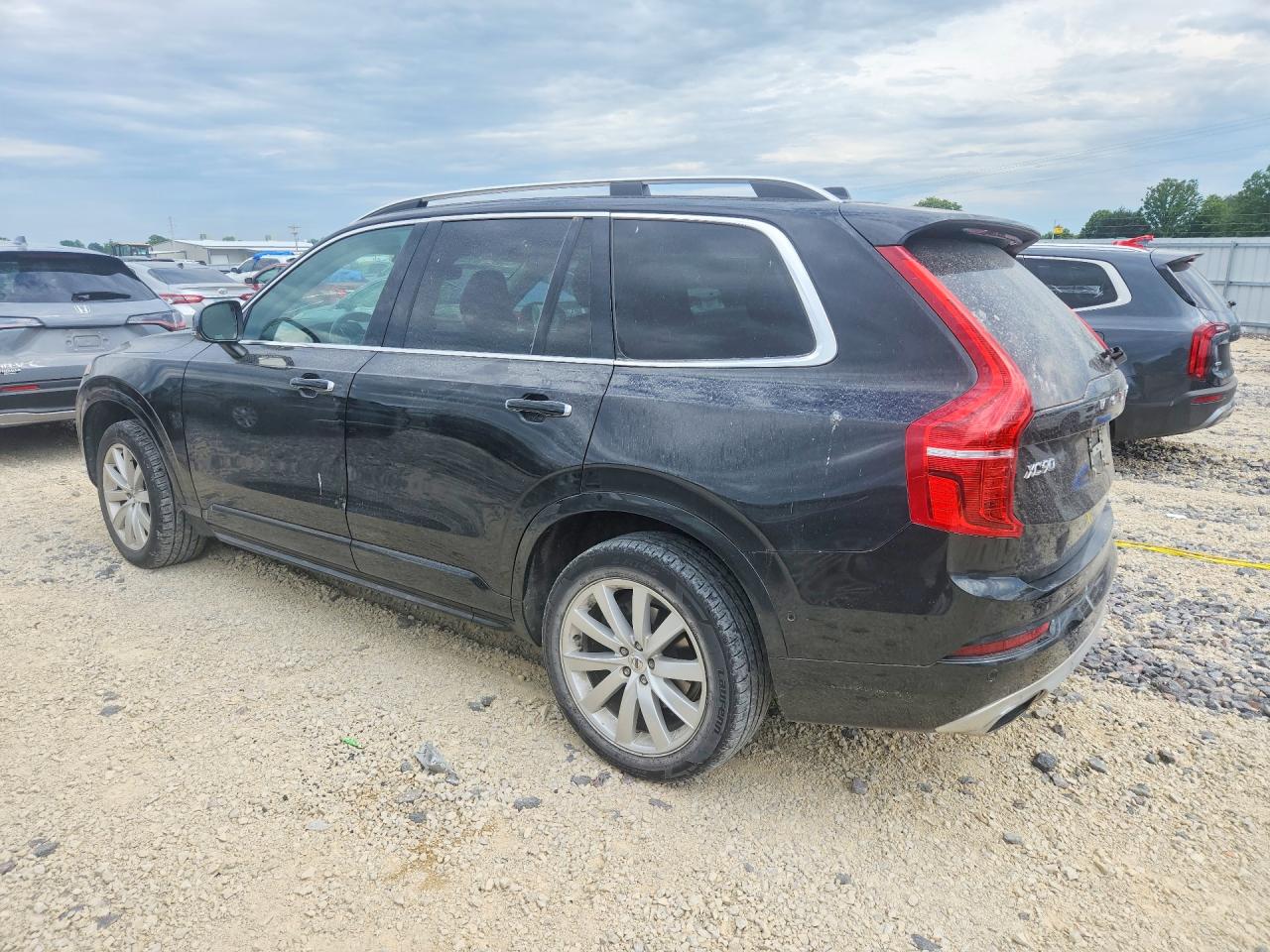 Volvo XC90 T6