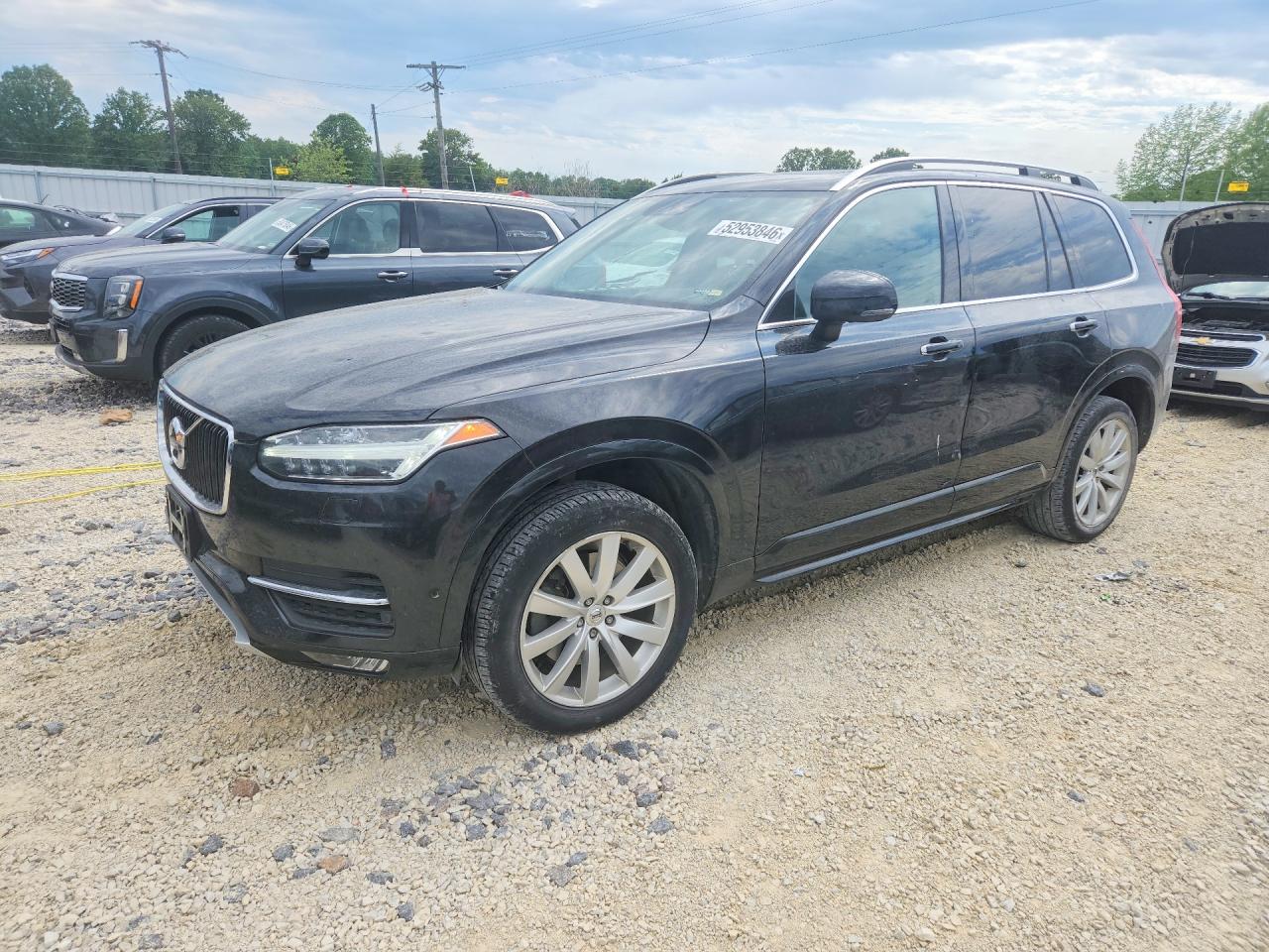 Salvage Volvo XC90 Image