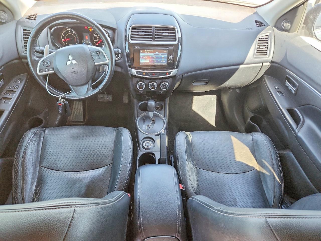 Mitsubishi Outlander Se