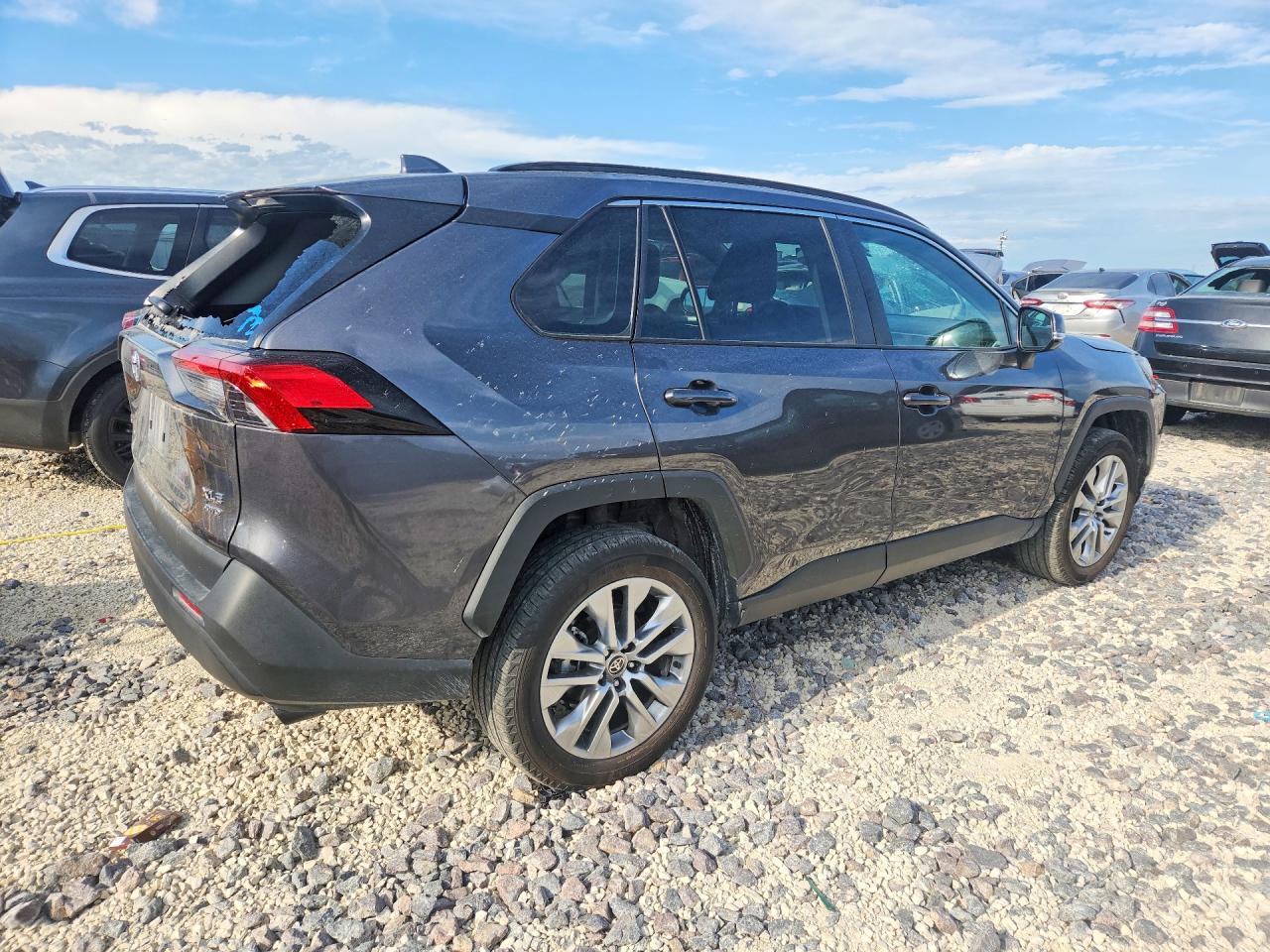 Toyota RAV4 Xle Premium