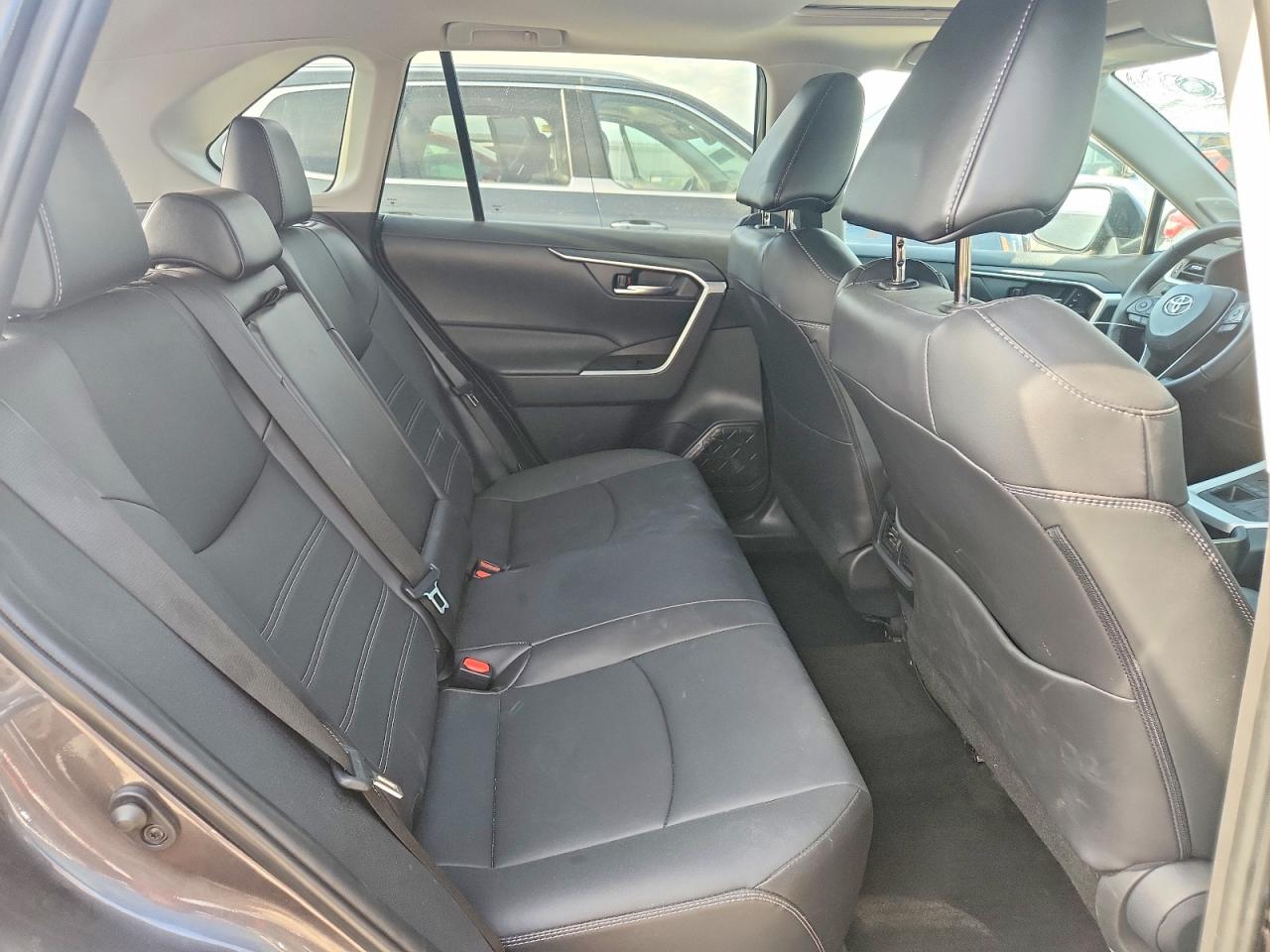 Toyota RAV4 Xle Premium