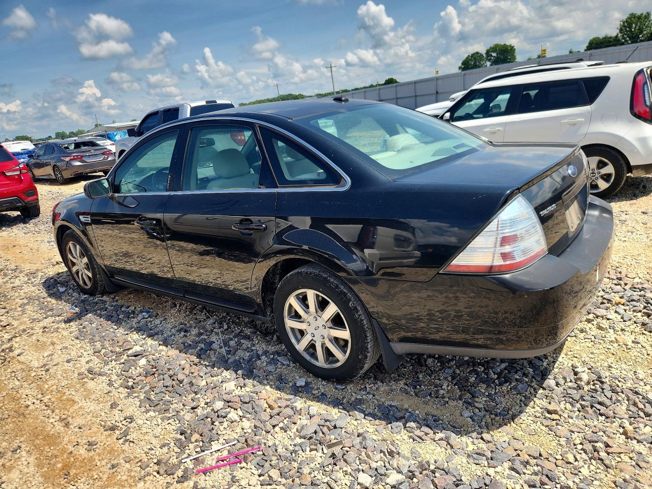 Ford Taurus Sel
