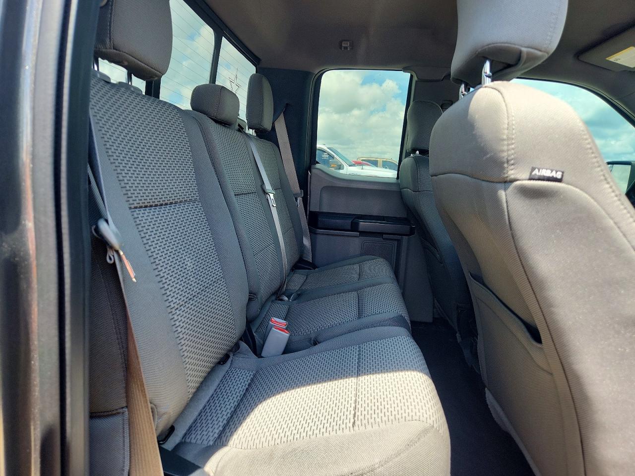 Ford F-150 Super Cab