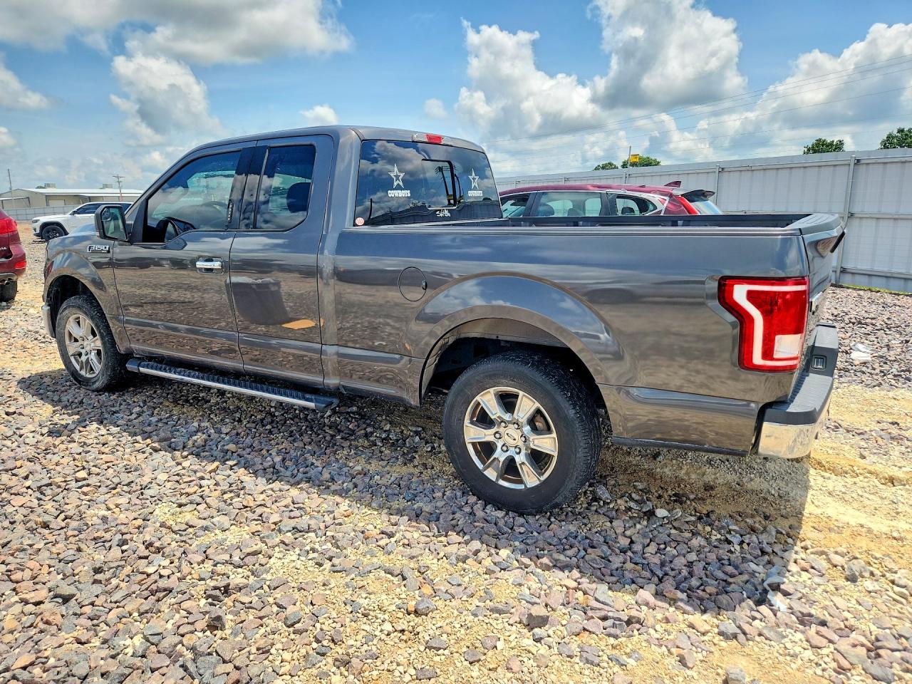 Ford F-150 Super Cab
