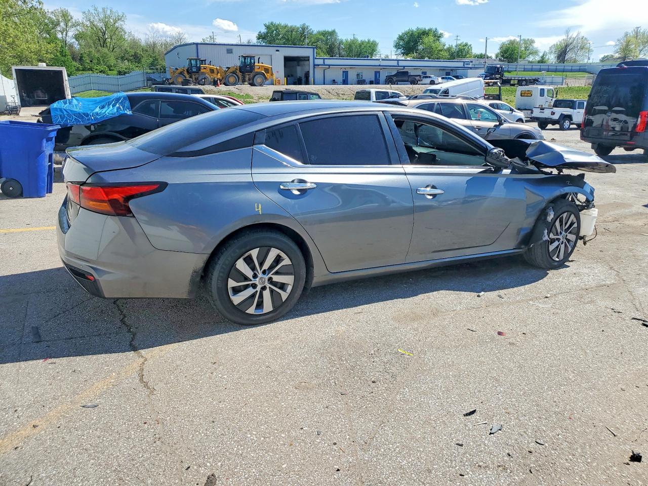 Nissan Altima S