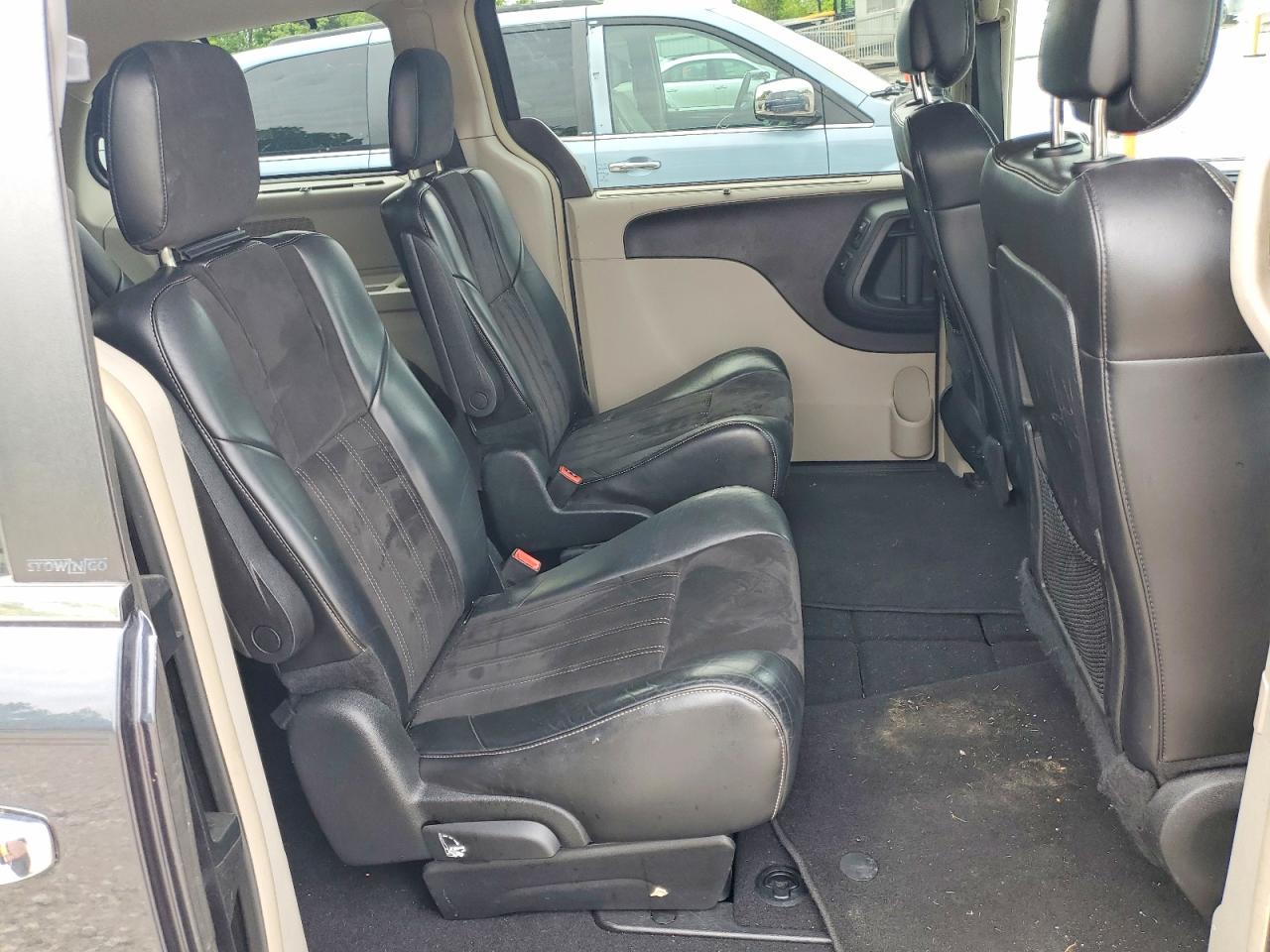 Chrysler Minivan Touring L