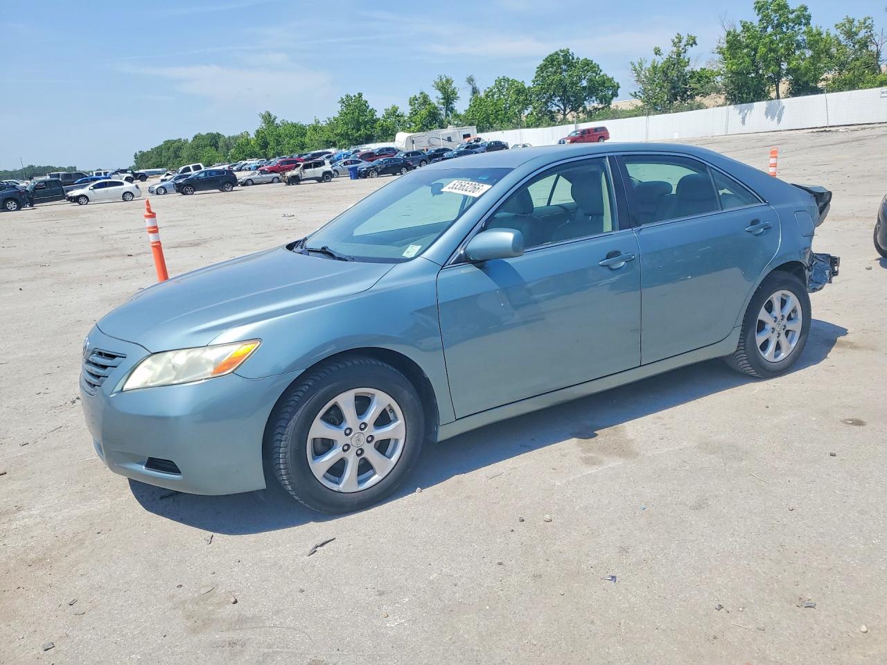 Salvage Toyota Camry Image