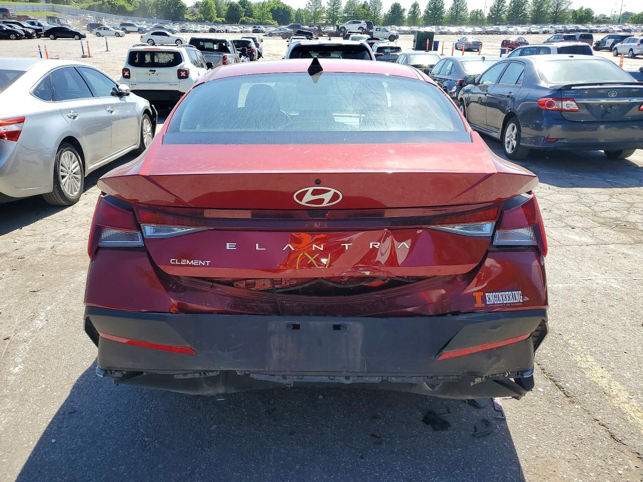 Hyundai ELANTRA Sel