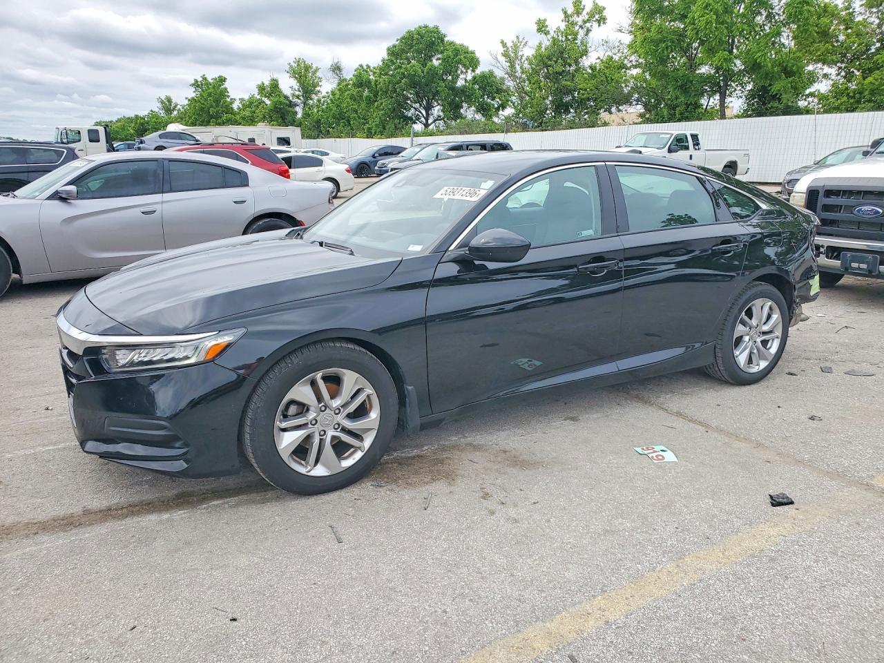 Salvage Honda Accord Image