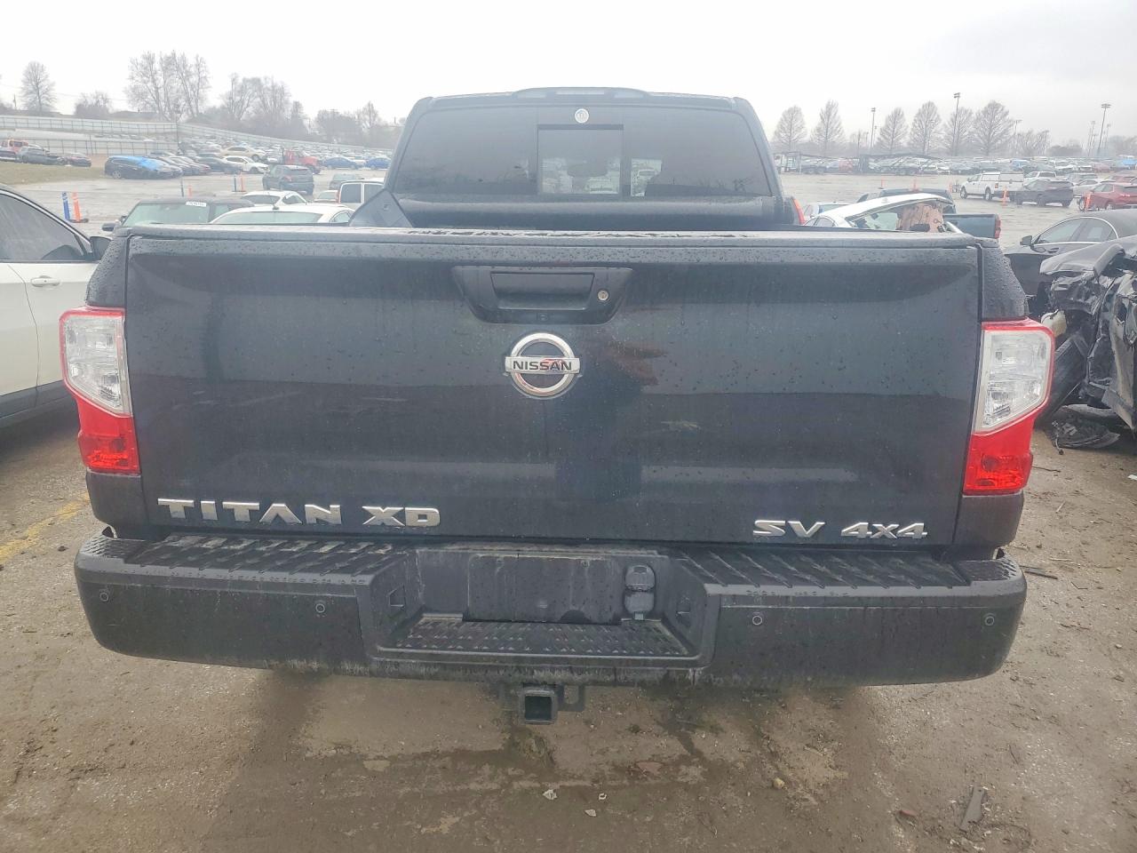 Nissan Titan Sv