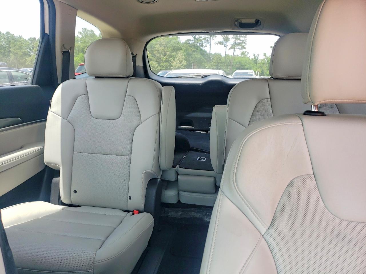 Kia Telluride S