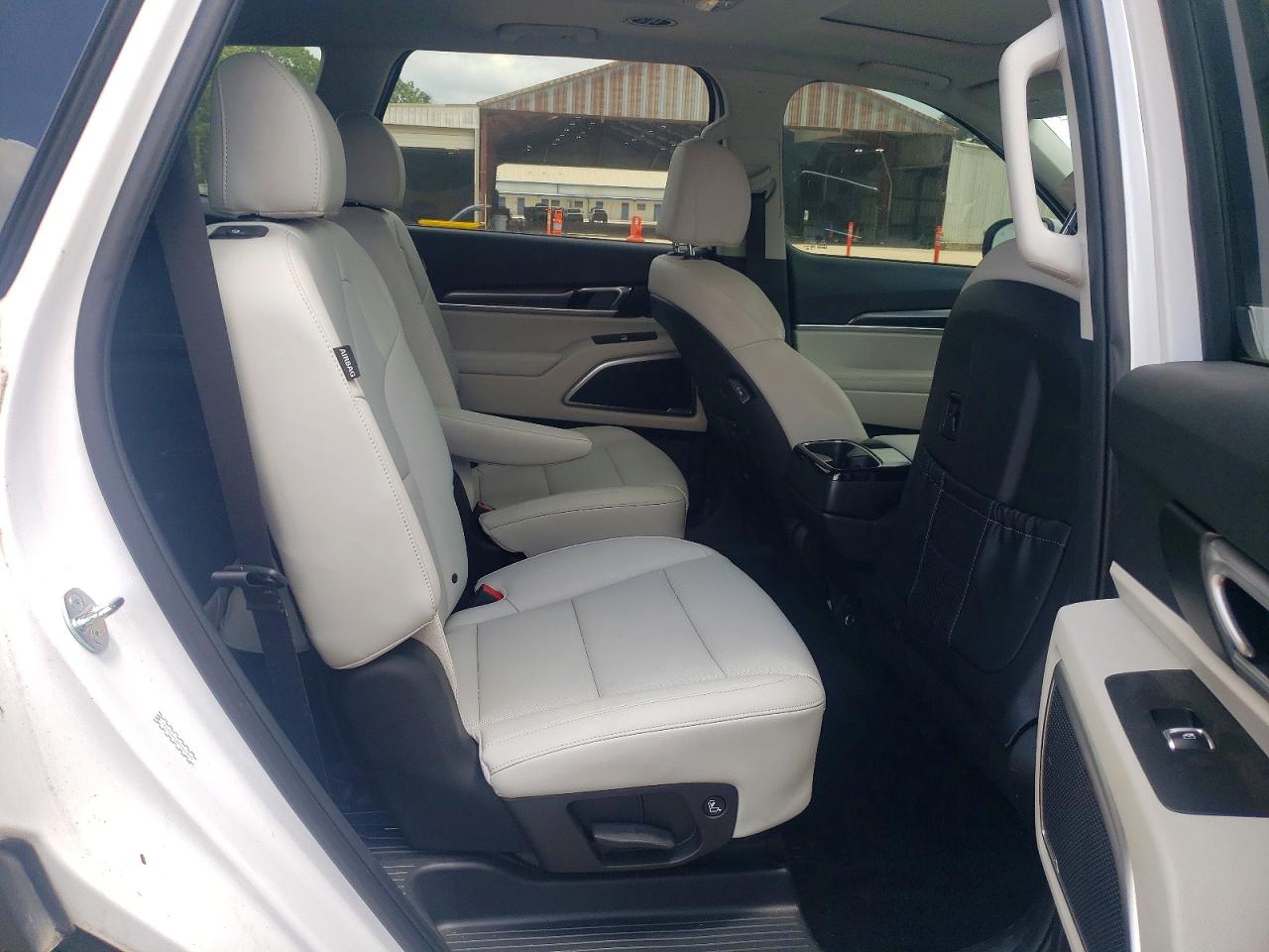 Kia Telluride S