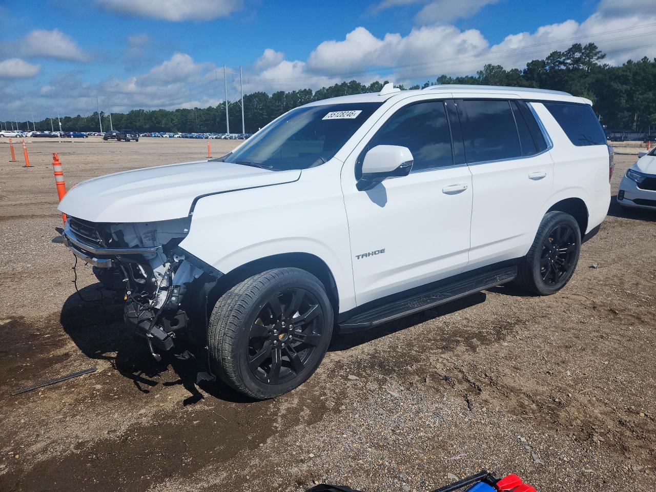 Salvage Chevrolet Tahoe Image