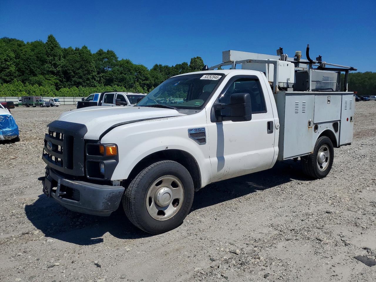 Salvage Ford F-350 Image