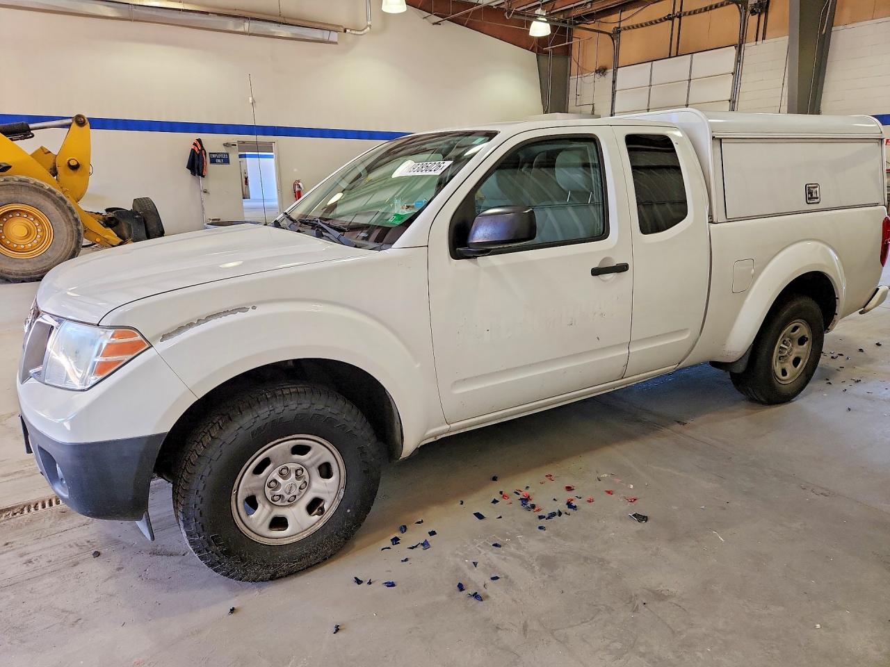 Salvage Nissan Frontier Image