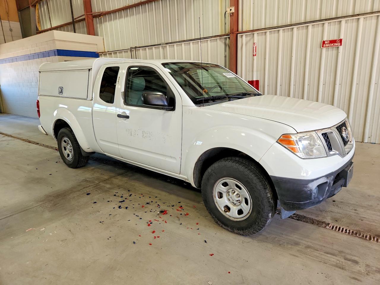 Nissan Frontier S