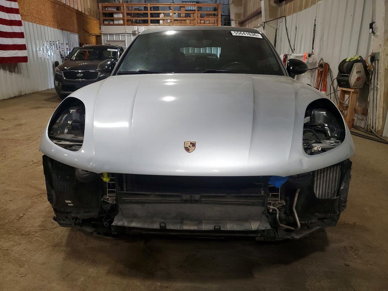 Porsche Macan S