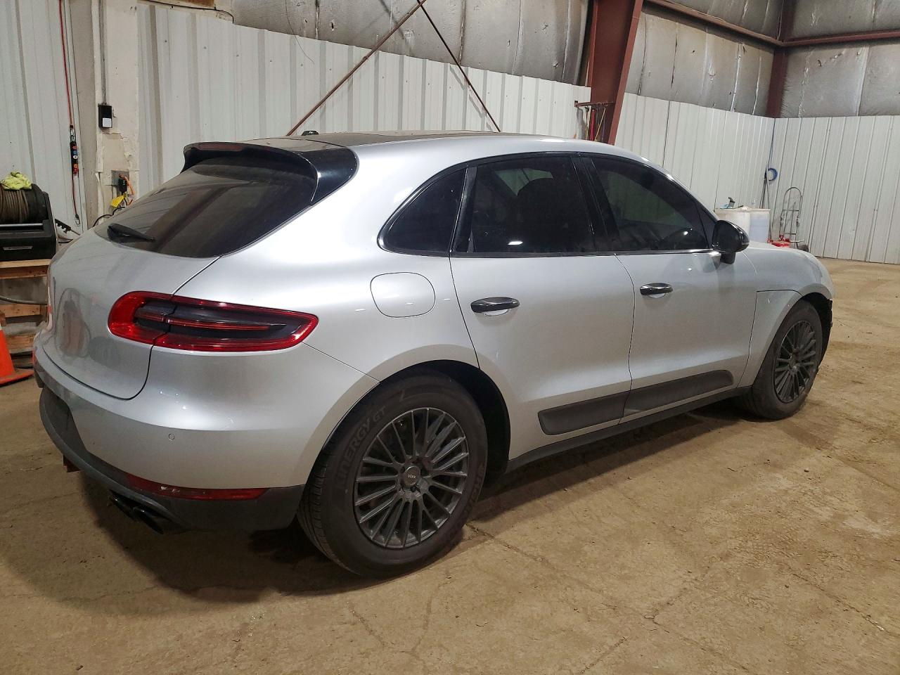 Porsche Macan S