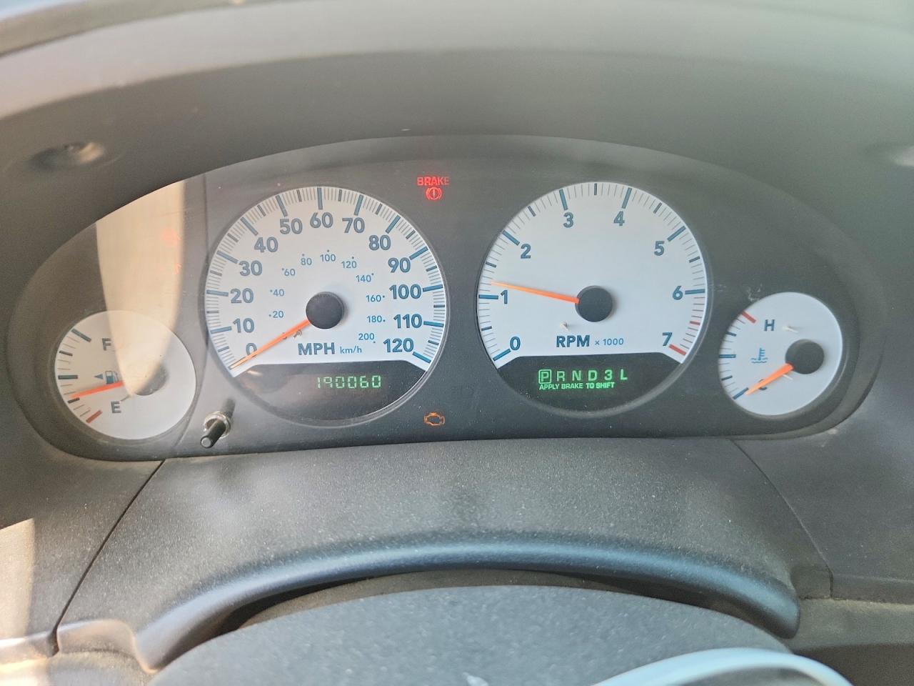 Dodge Caravan Sxt